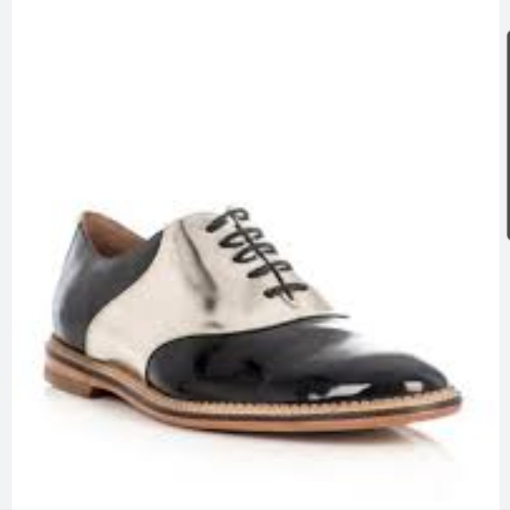 Opening Ceremony Oxfords Black and gold laced up loafers Sz 37